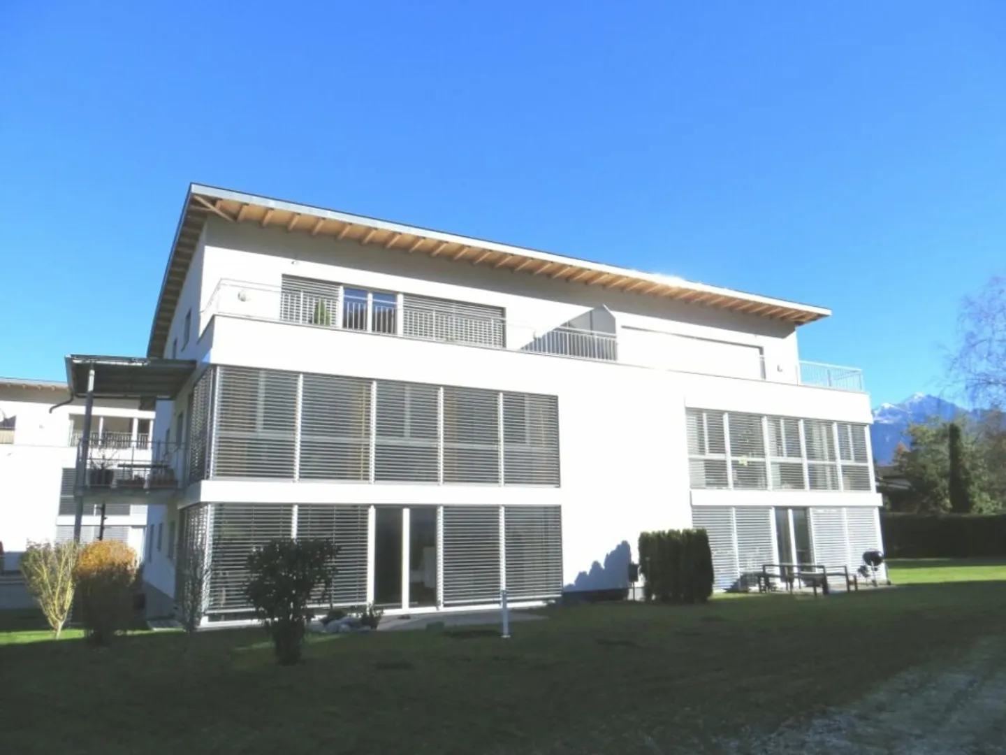 Appartement 4.5 pièces dans un emplacement calme et ensoleillé - Photo 1 sur 7