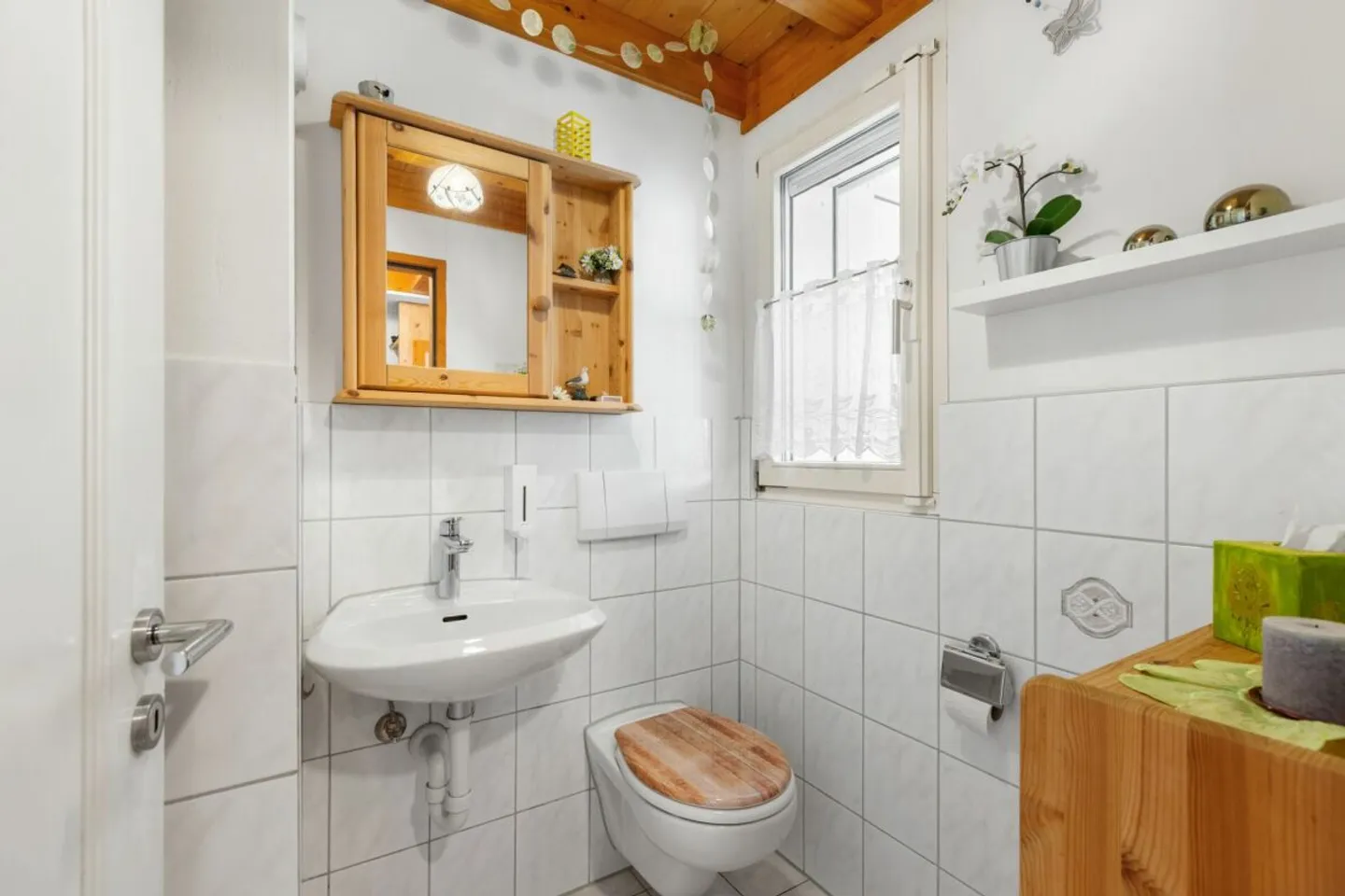 Affascinante casa unifamiliare di 6,5 stanze a Wittenwil vicino ad Aadorf - Foto 10 di 13