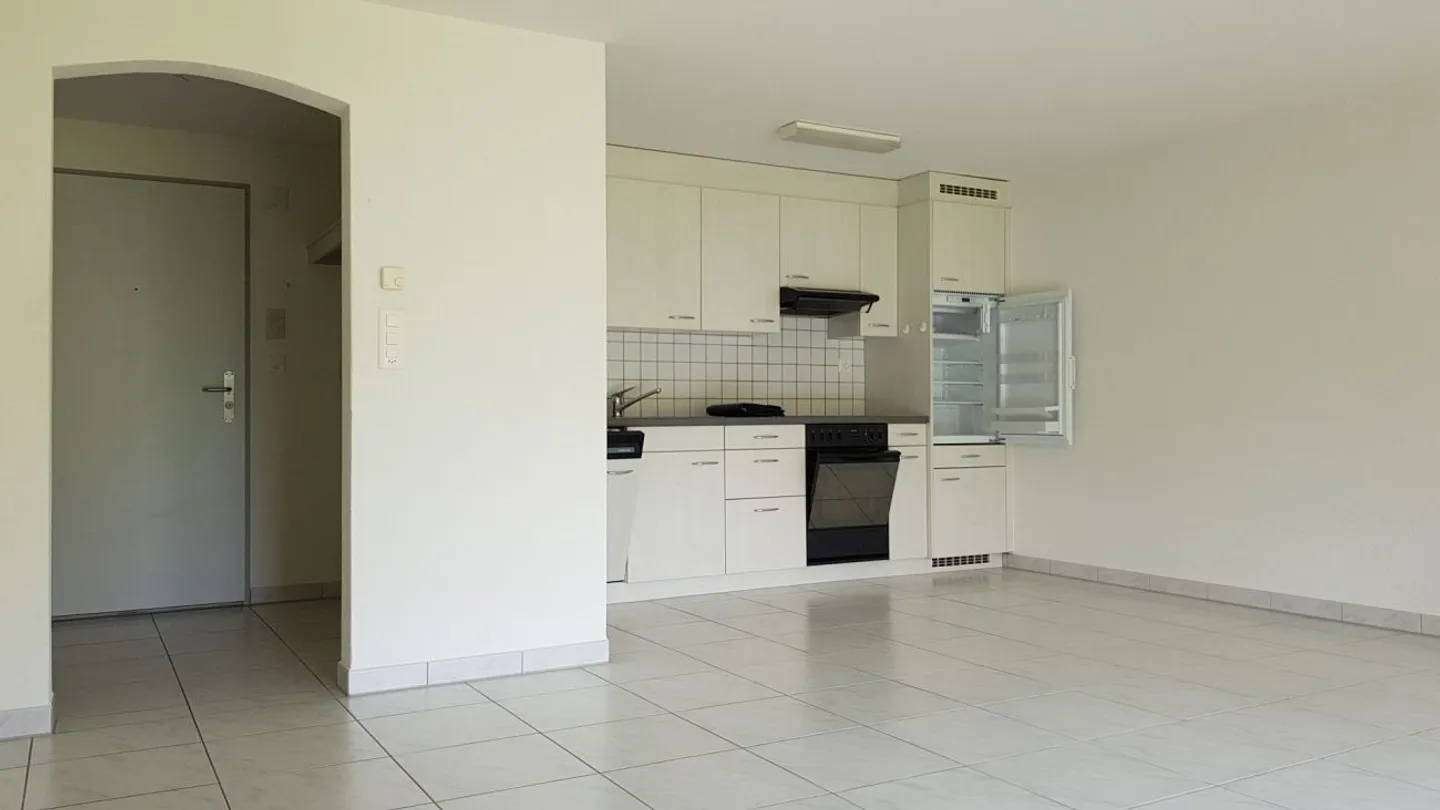 Charmante 2.5-Zimmer-Wohnung - Foto 2 von 8