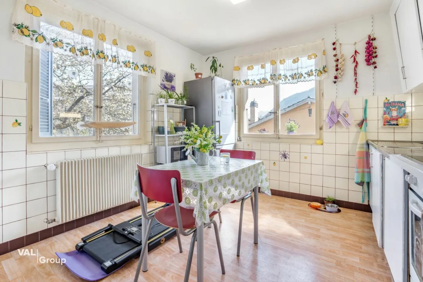 Un bien rare au coeur de Champsec, entre rendement et potentiel - Foto 4 von 13