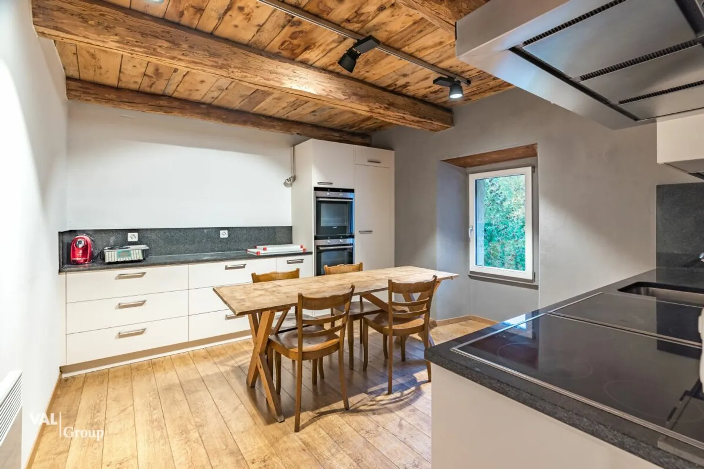 Charmantes Mehrzweckobjekt in Gabi - Foto 2 von 9