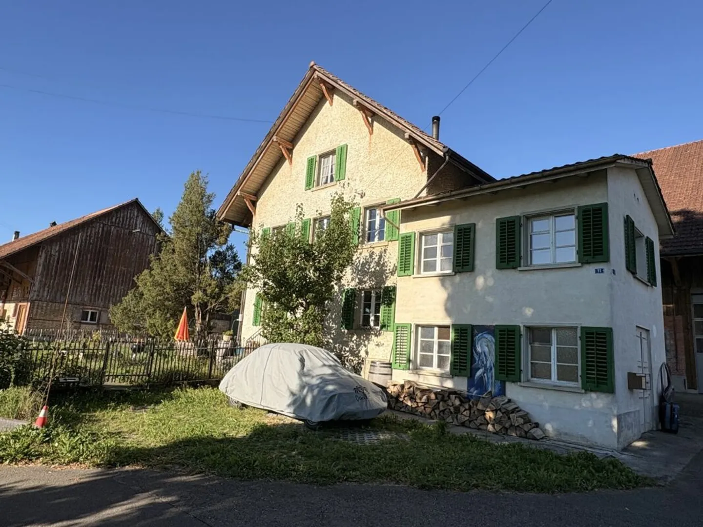Charmante ferme de 9,5 pièces avec grand jardin - Photo 1 sur 12