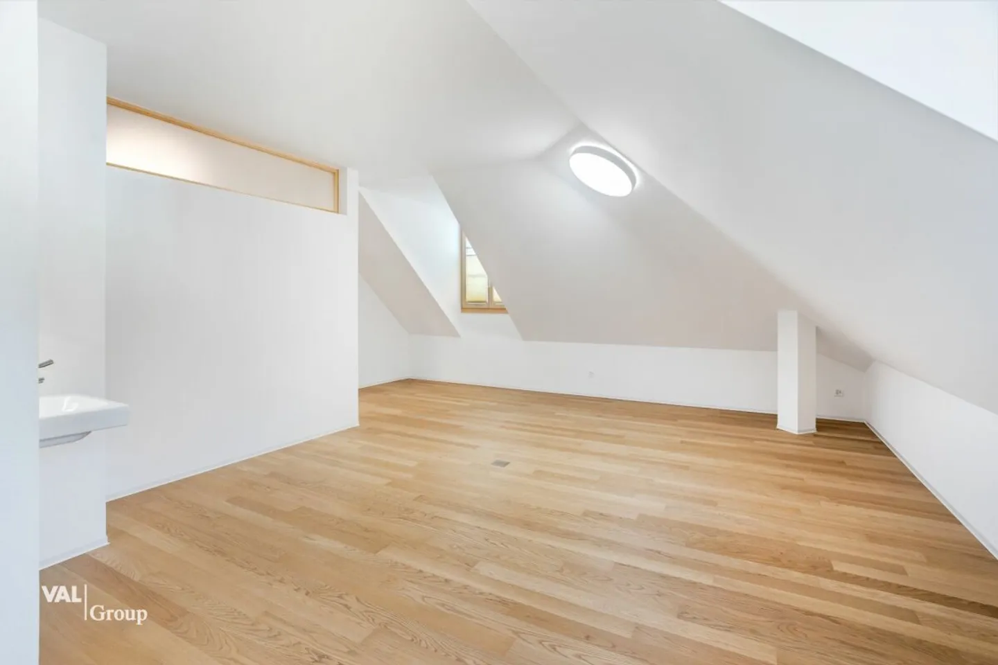 Modern 3.5-room apartment in Brig - Prime location, style and urban living comfort - Photo 4 of 9