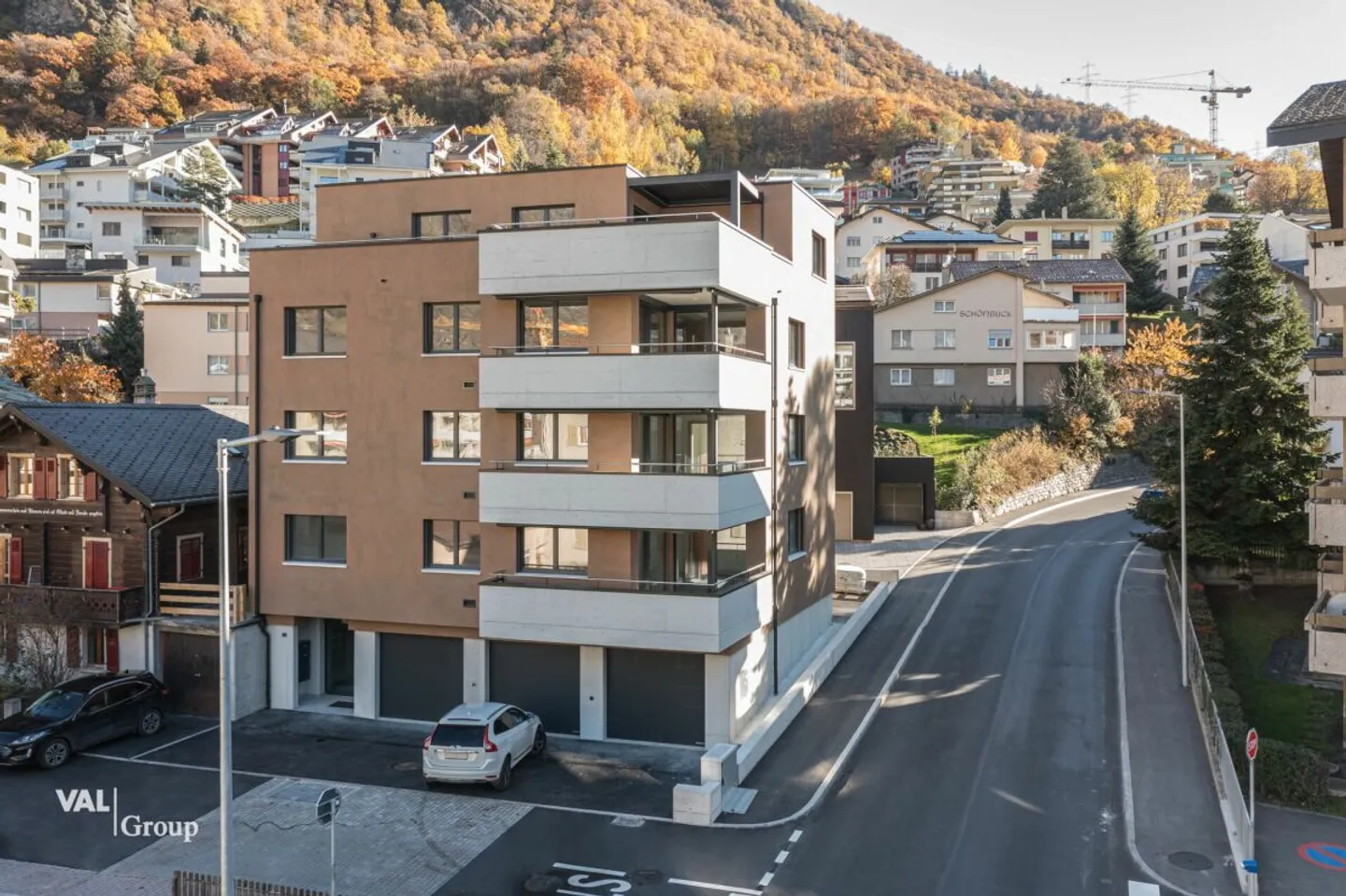 Comfort abitativo esclusivo con standard di finitura di alta qualità nel cuore di Visp - Foto 1 di 13