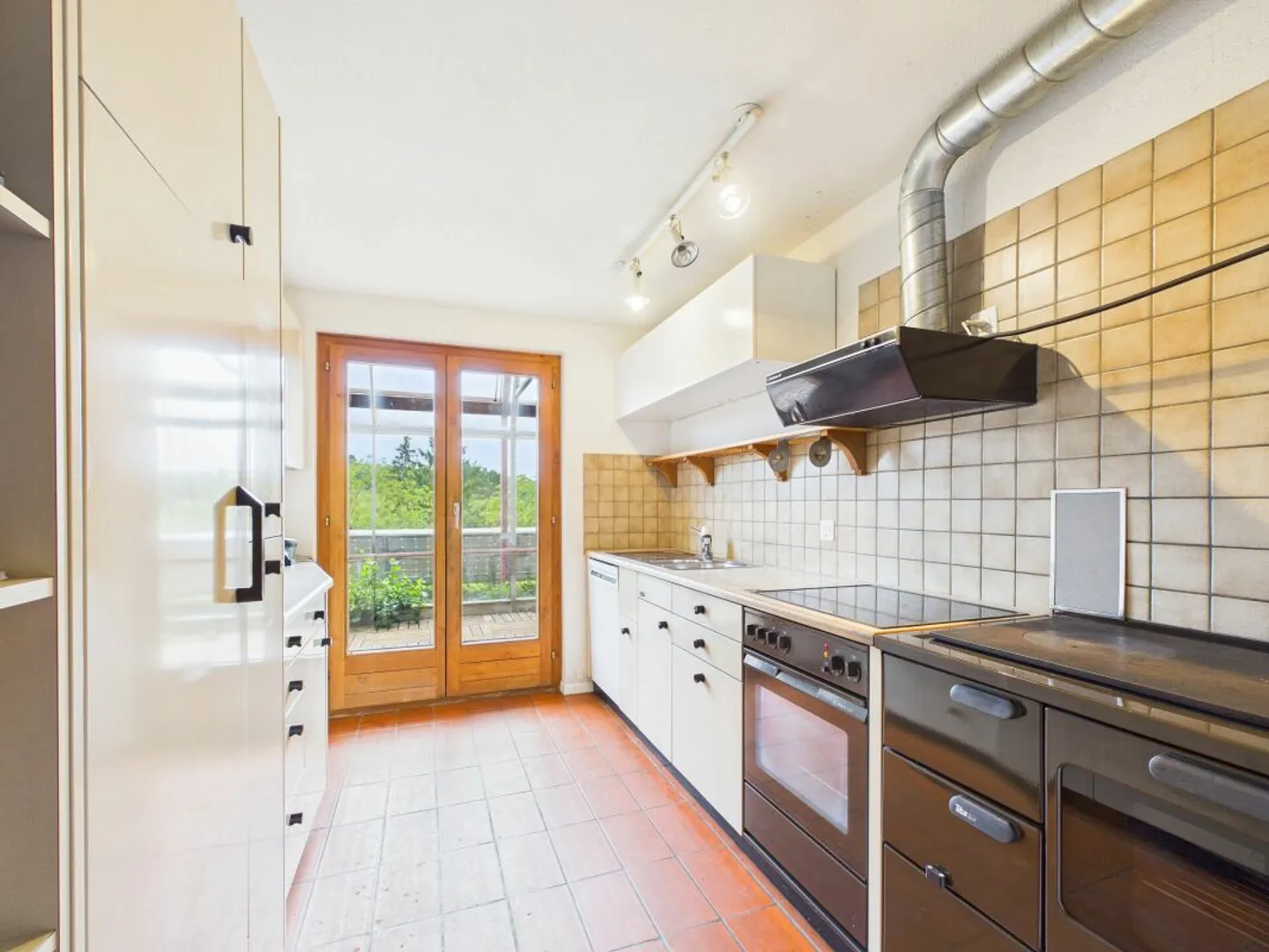 Geräumiges Familienhaus mit Aussicht - Foto 6 von 13