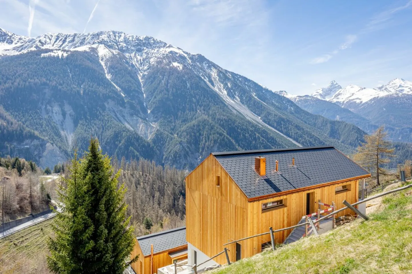 Charmantes Chalet mit Bergsicht - Foto 2 von 12