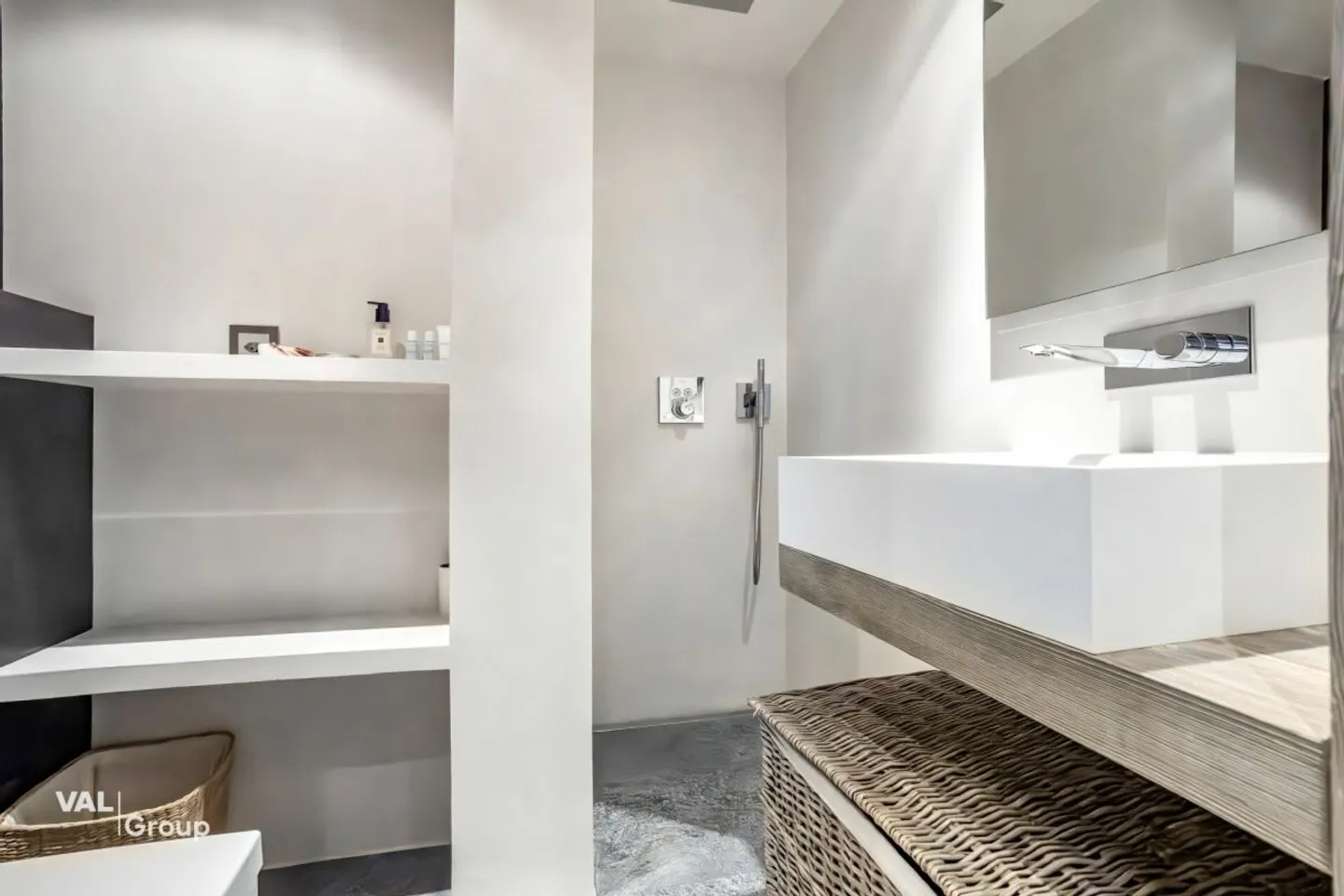 Appartement de luxe avec terrasse - Photo 9 sur 13