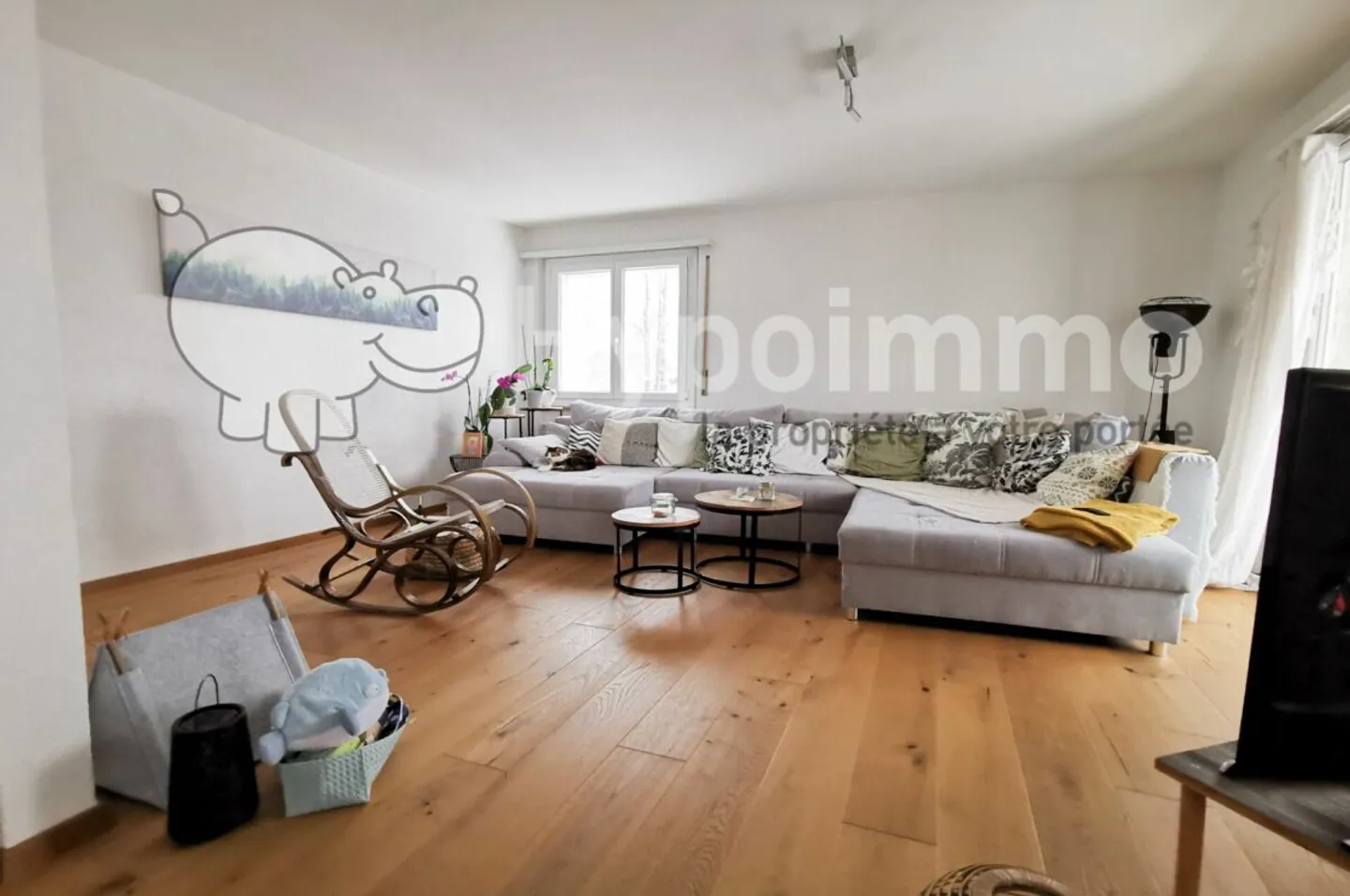 Stunning 4.5-room apartment in a quiet environment - Photo 1 of 13