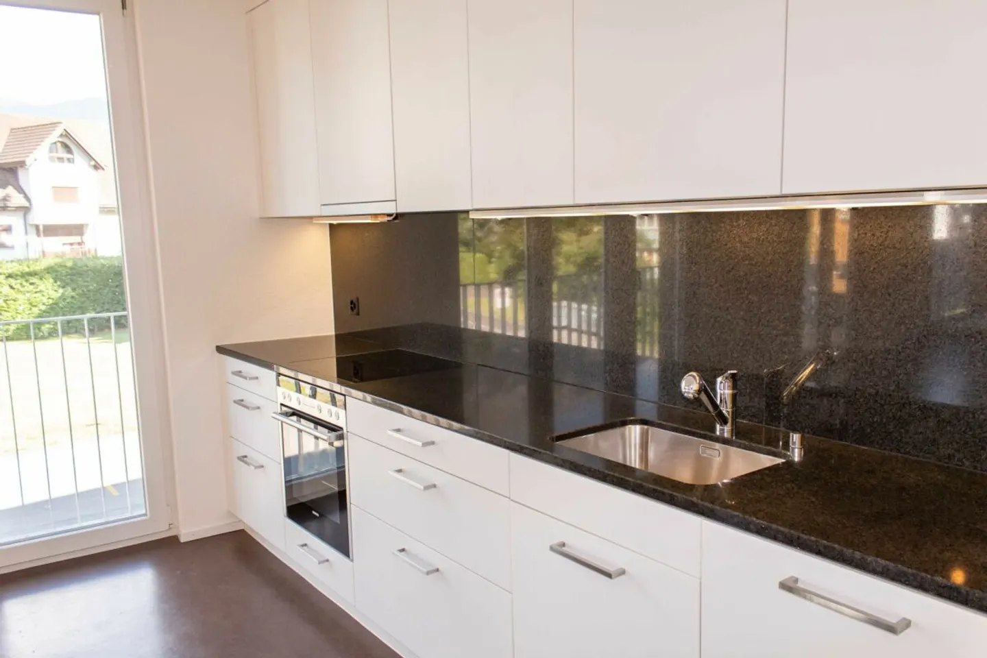 Top apartment near center and train station - Photo 2 of 13