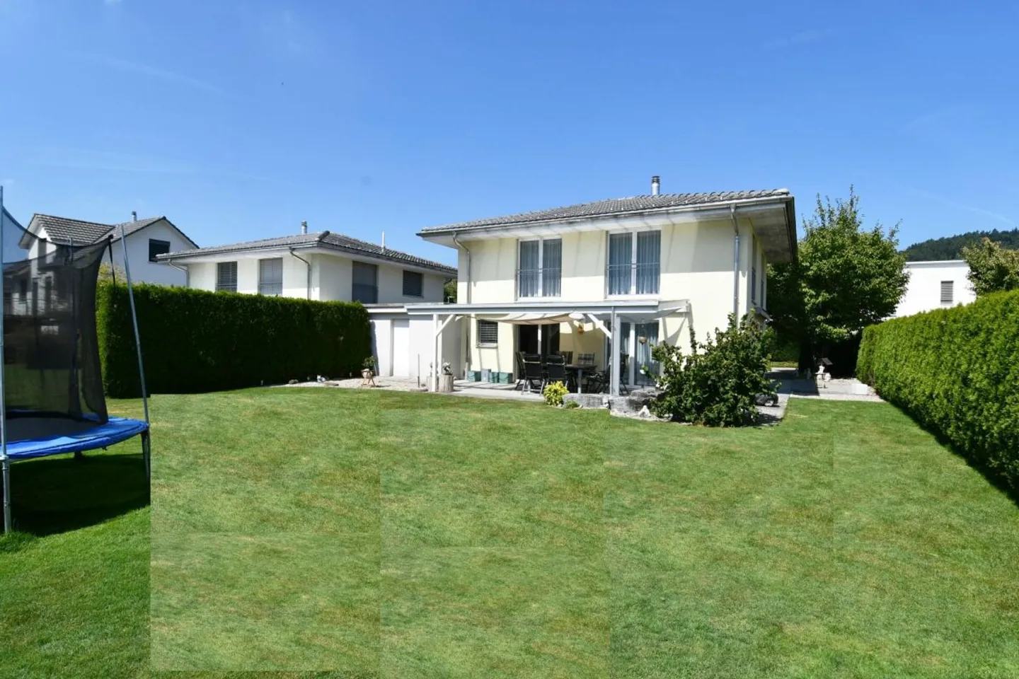 Maison individuelle de 6,5 pièces bien entretenue avec magnifique jardin - Photo 11 sur 13