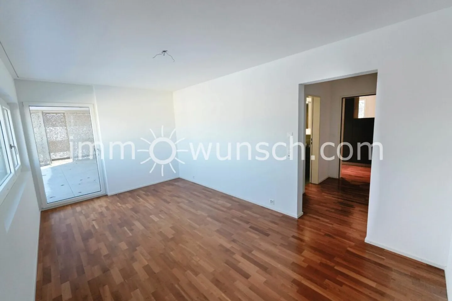 Condominio moderno e spazioso di 4 ½ stanze - Foto 10 di 11