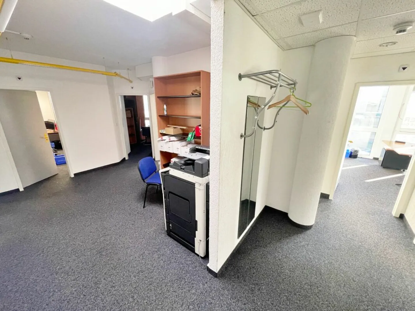 Geräumiger Büroraum in Crissier - Foto 9 von 13