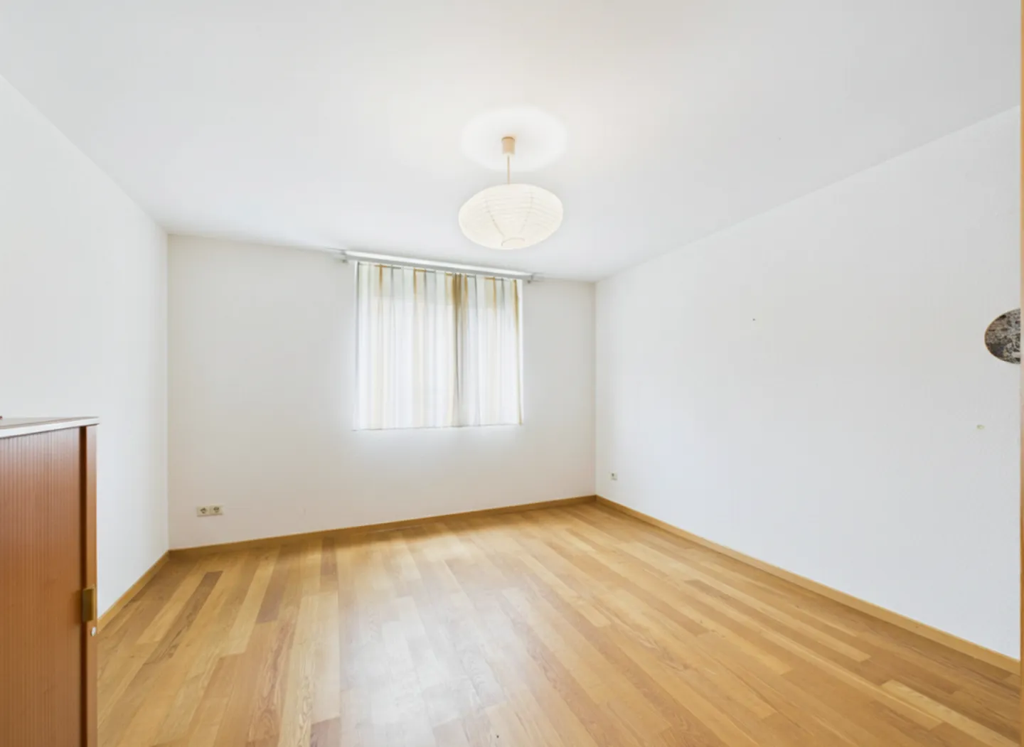 Appartamento esclusivo di 5,5 stanze con dotazioni premium e tasso fiscale attraente (72%) - Foto 12 di 13