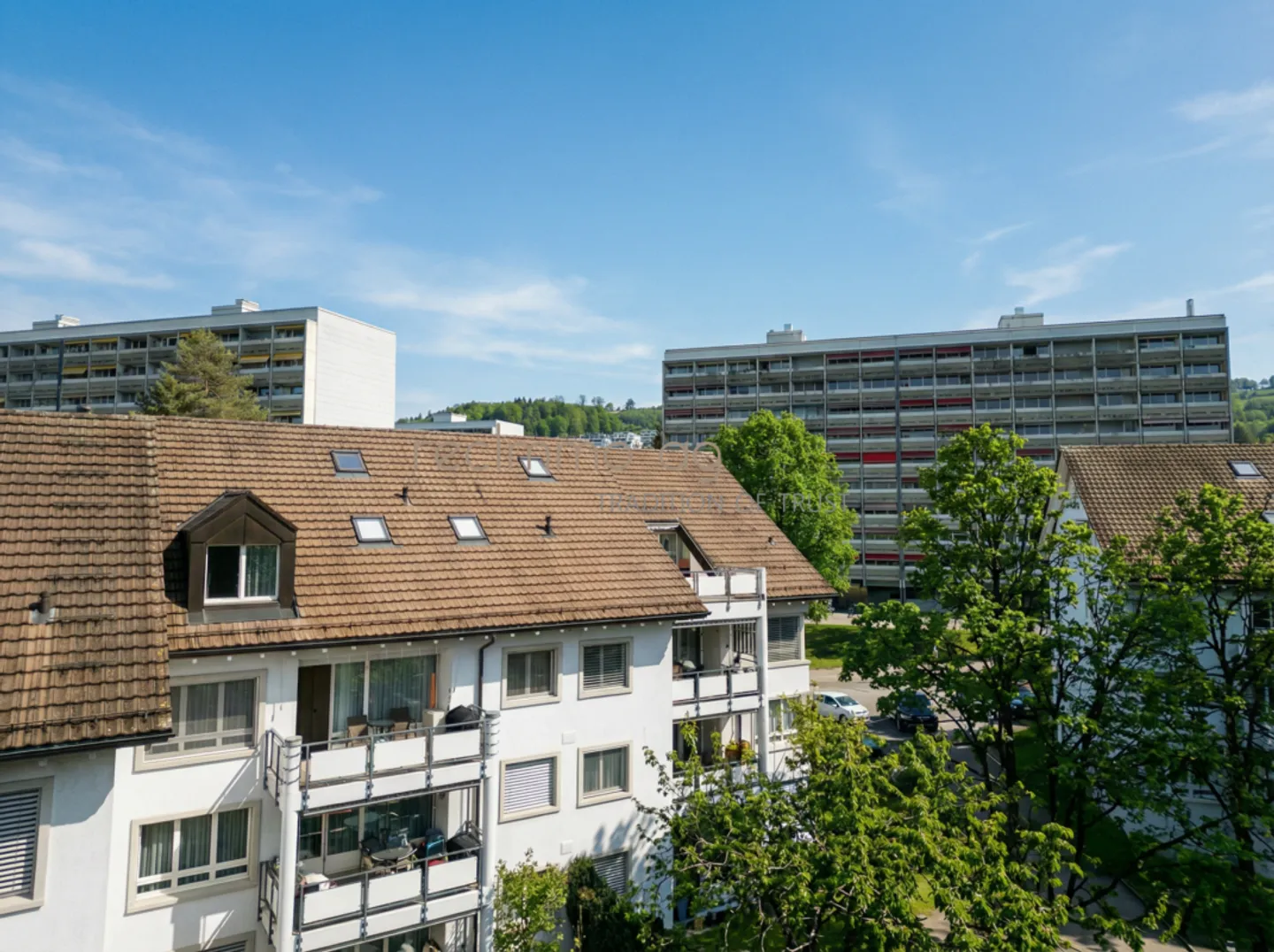 Moderne 4.5-Zimmerwohnung in Baar - gepflegt, zentral gelegen und ideal als Investment - Foto 3 von 8