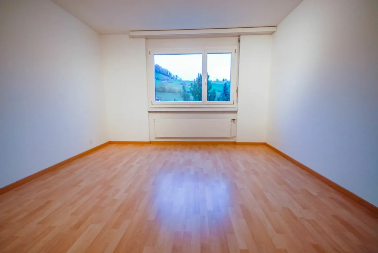 Grosszügige 4.5-Zimmer-Wohnung mit Balkon - Foto 5 von 12