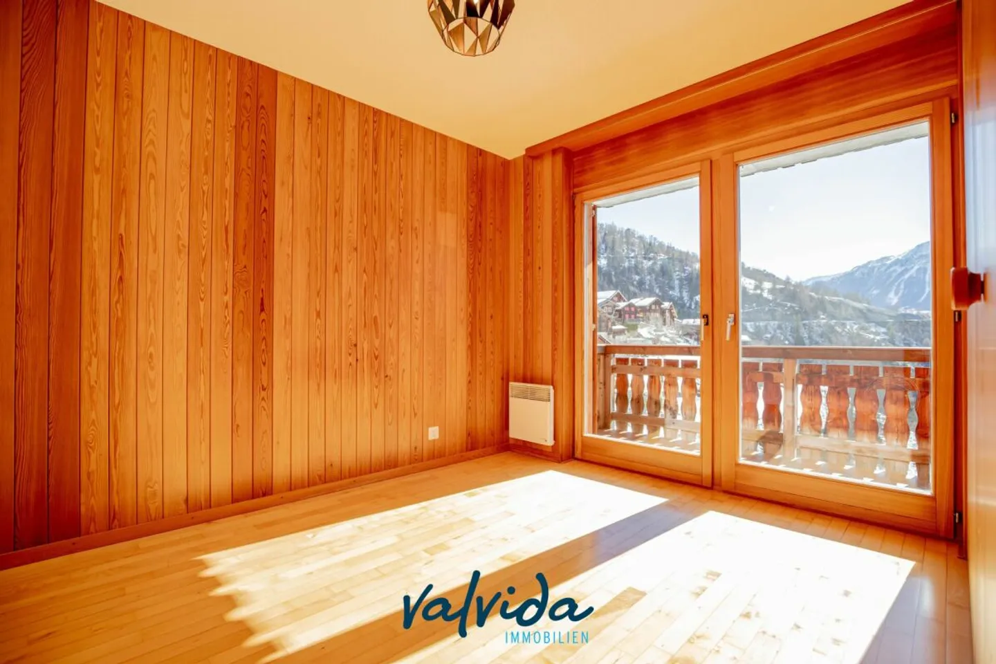 Vivre là où d'autres passent leurs vacances - Chalet de 5 pièces avec panorama à Feschel - Photo 13 sur 13