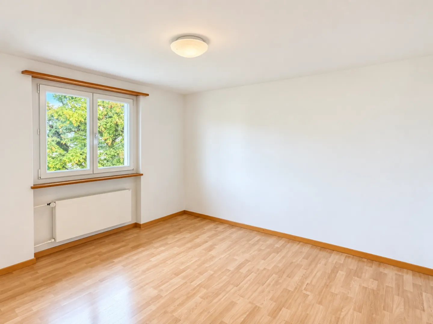 Cozy 3-room apartment in a central location in Oetwil am See - Photo 6 of 6