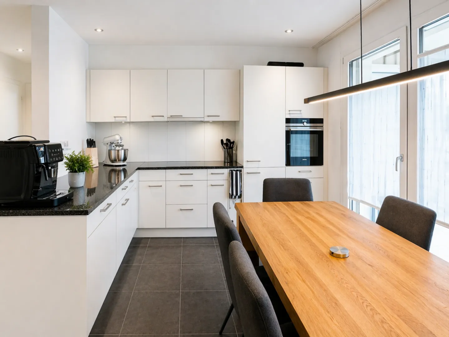 Appartamento moderno e affascinante con 3,5 stanze in un contesto rurale - Foto 2 di 10