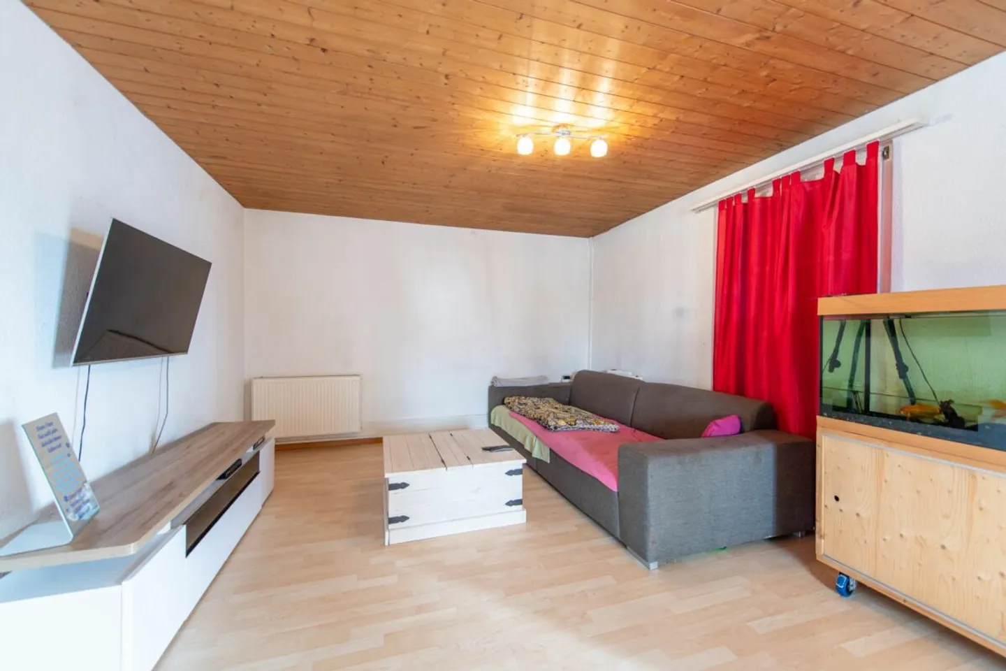 Casa unifamiliare con riserva di terreno - Vivere e investire a Wiedlisbach - Foto 3 di 13