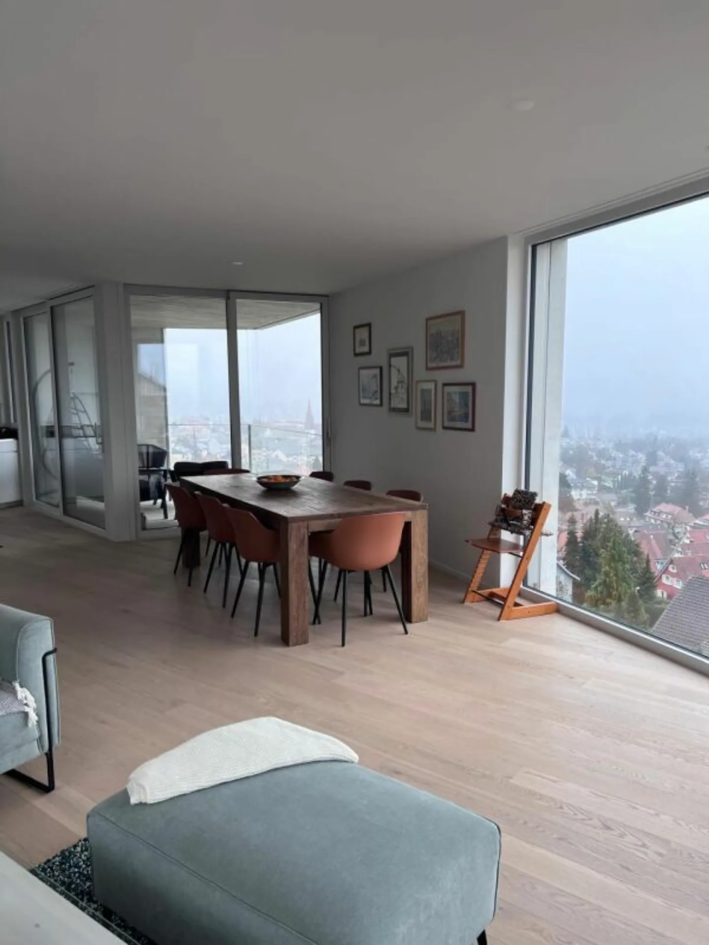 Exclusive 4.5-room split apartment with breathtaking panoramic views over Bern - Photo 9 of 13