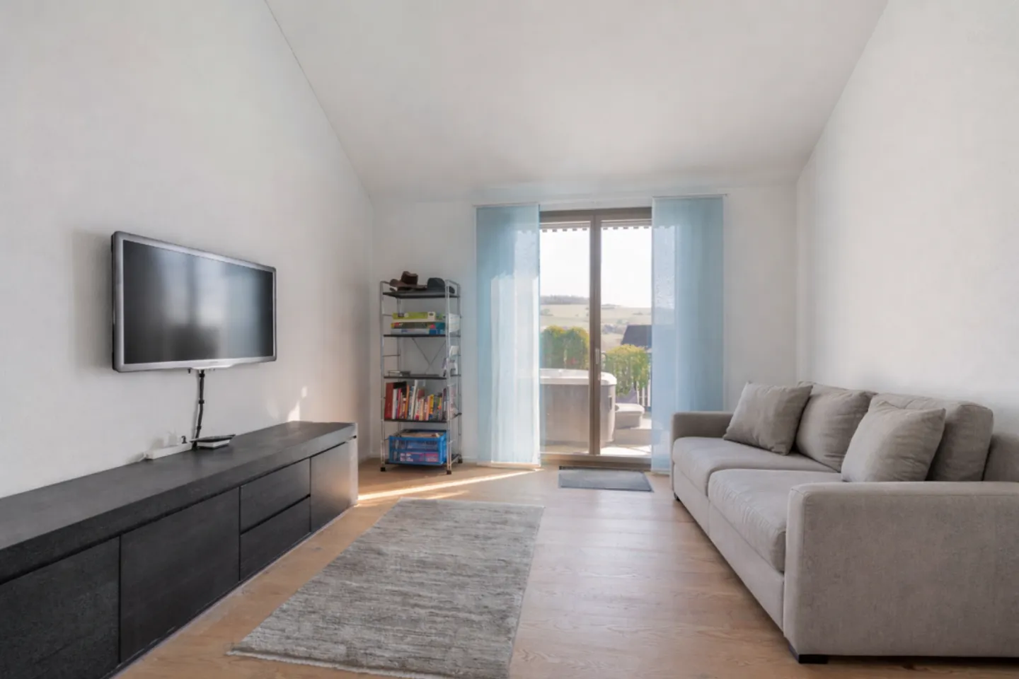 ATTIQUE MODERNE | ENSOLEILLÉE | VUE - Photo 7 sur 13