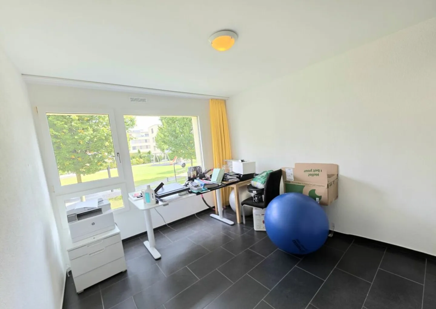 Familienfreundliche 4.5-Zimmer-Wohnung mit Minergie Standard in Würenlos - Photo 10 of 13