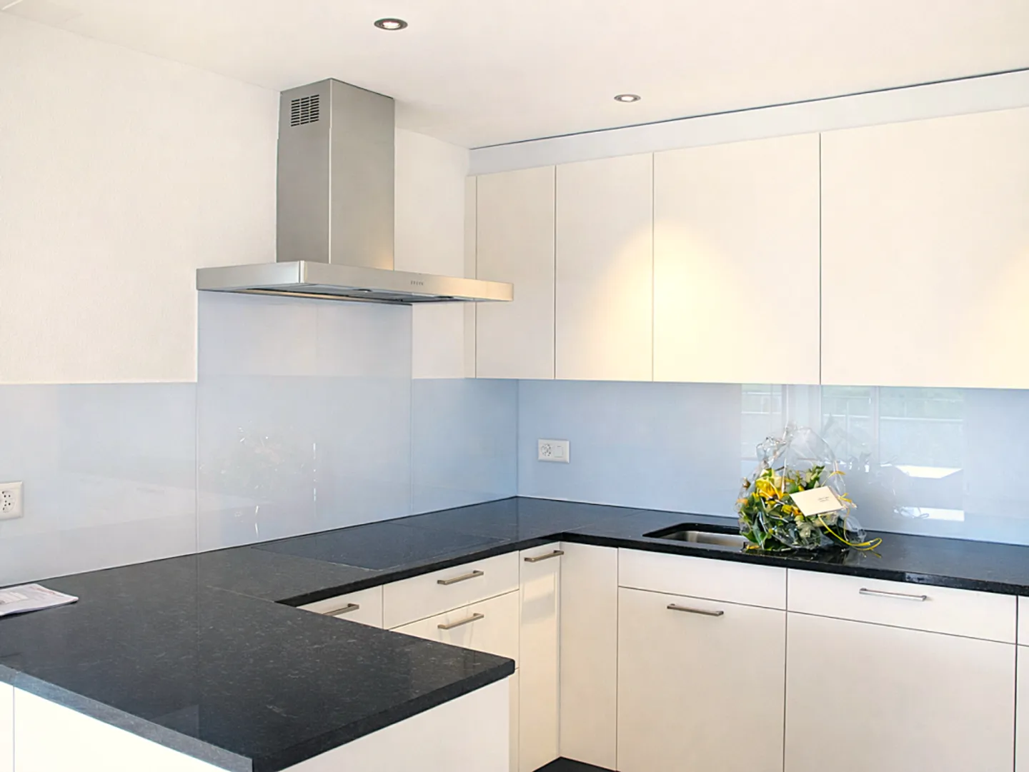 Appartamento giardino moderno con vista mozzafiato - Foto 3 di 13