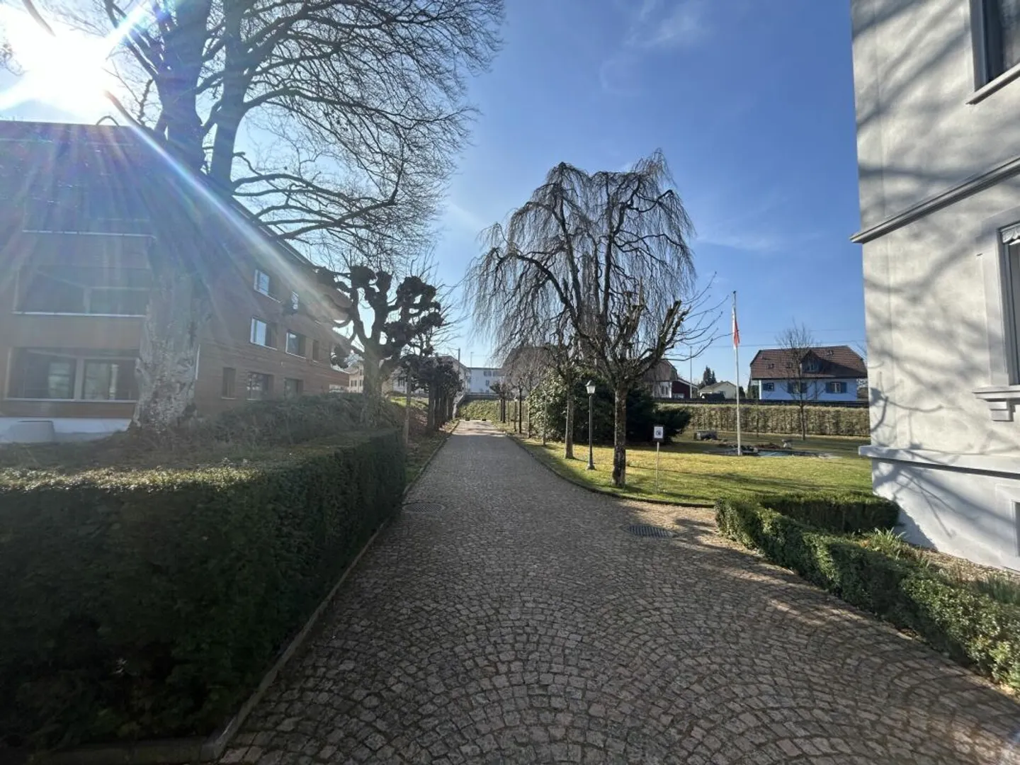 Progetto entusiasmante di un edificio plurifamiliare con un ampio giardino come riserva fondiaria - Foto 13 di 13