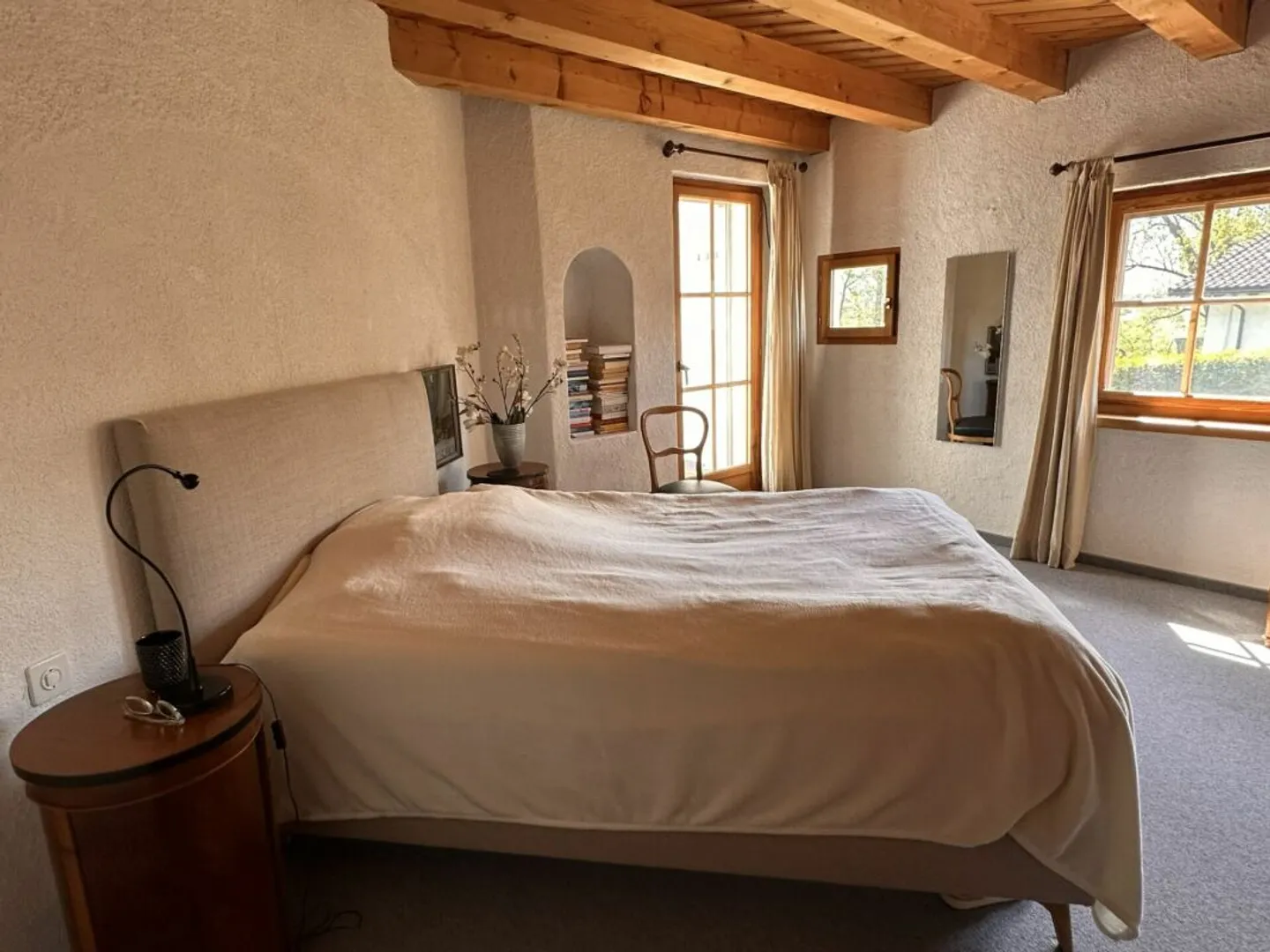 8 ½-Zi.-Einfamilienhaus mit 1 ½-Zi.-Wohnung an idyllischer Wohnlage mit herrlichem Weitblick - Photo 6 of 13