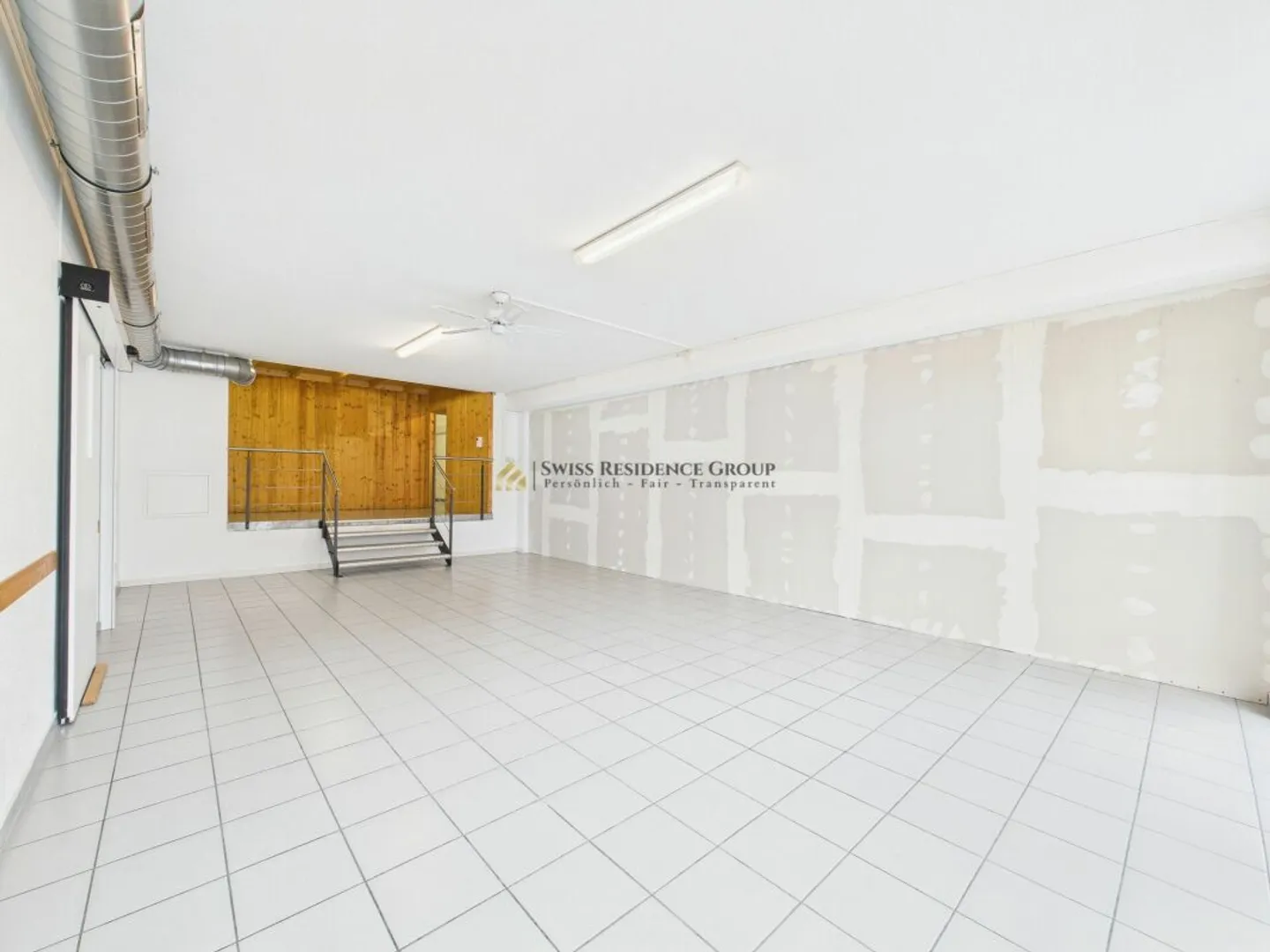 Espace commercial divers dans un emplacement optimal - Photo 10 sur 13