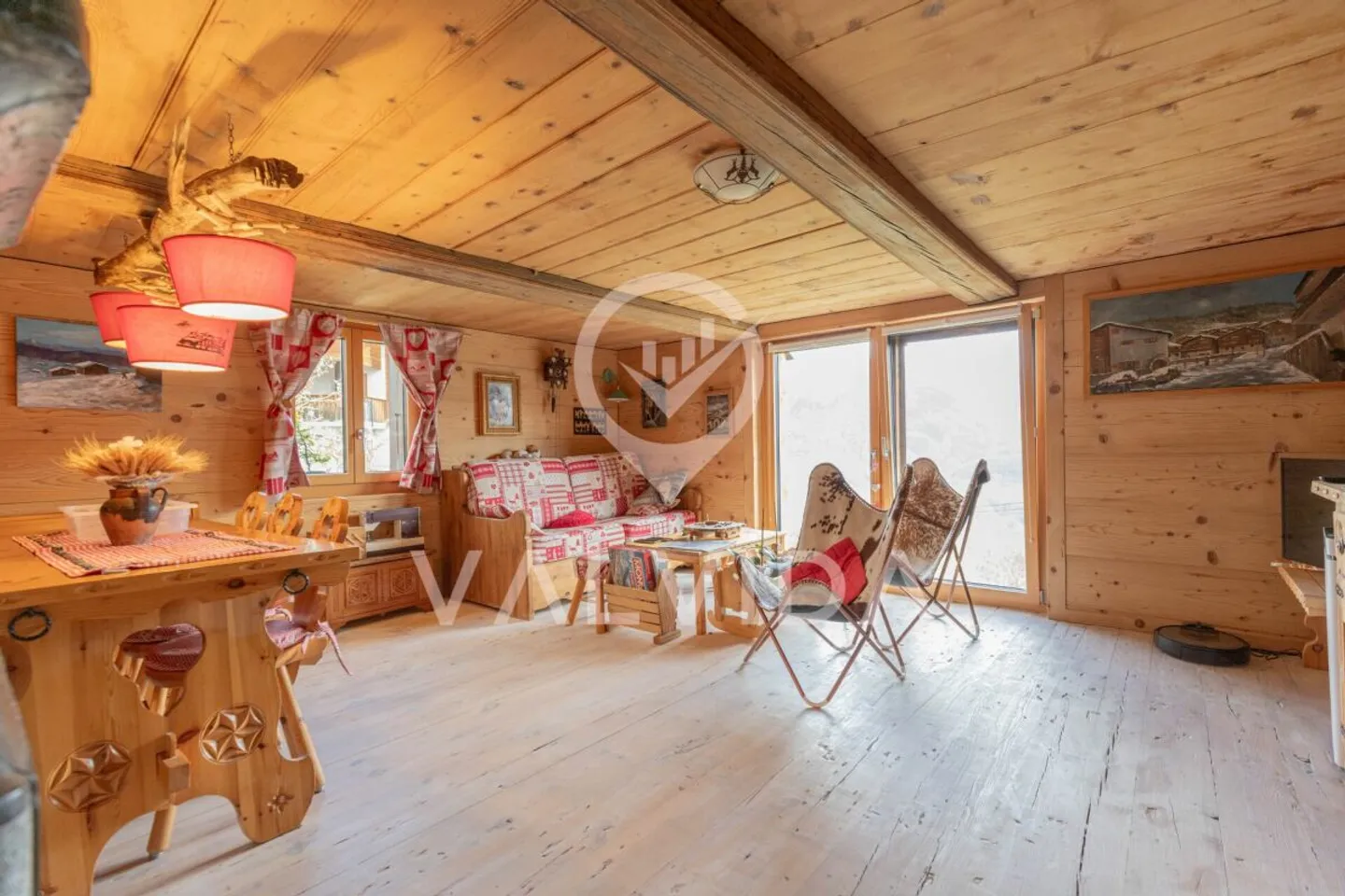 La tradition rencontre la modernité - appartement de 5,5 pièces rénové avec soin avec jardin potager - Photo 1 sur 13