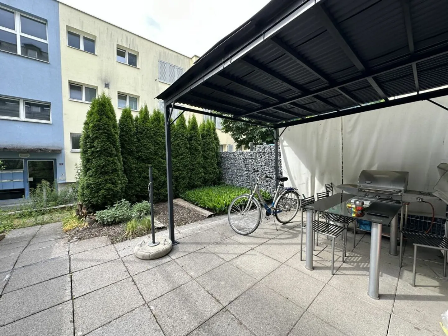 Maison de ville de 5,5 pièces avec appartement de 1,5 pièce - Photo 9 sur 13
