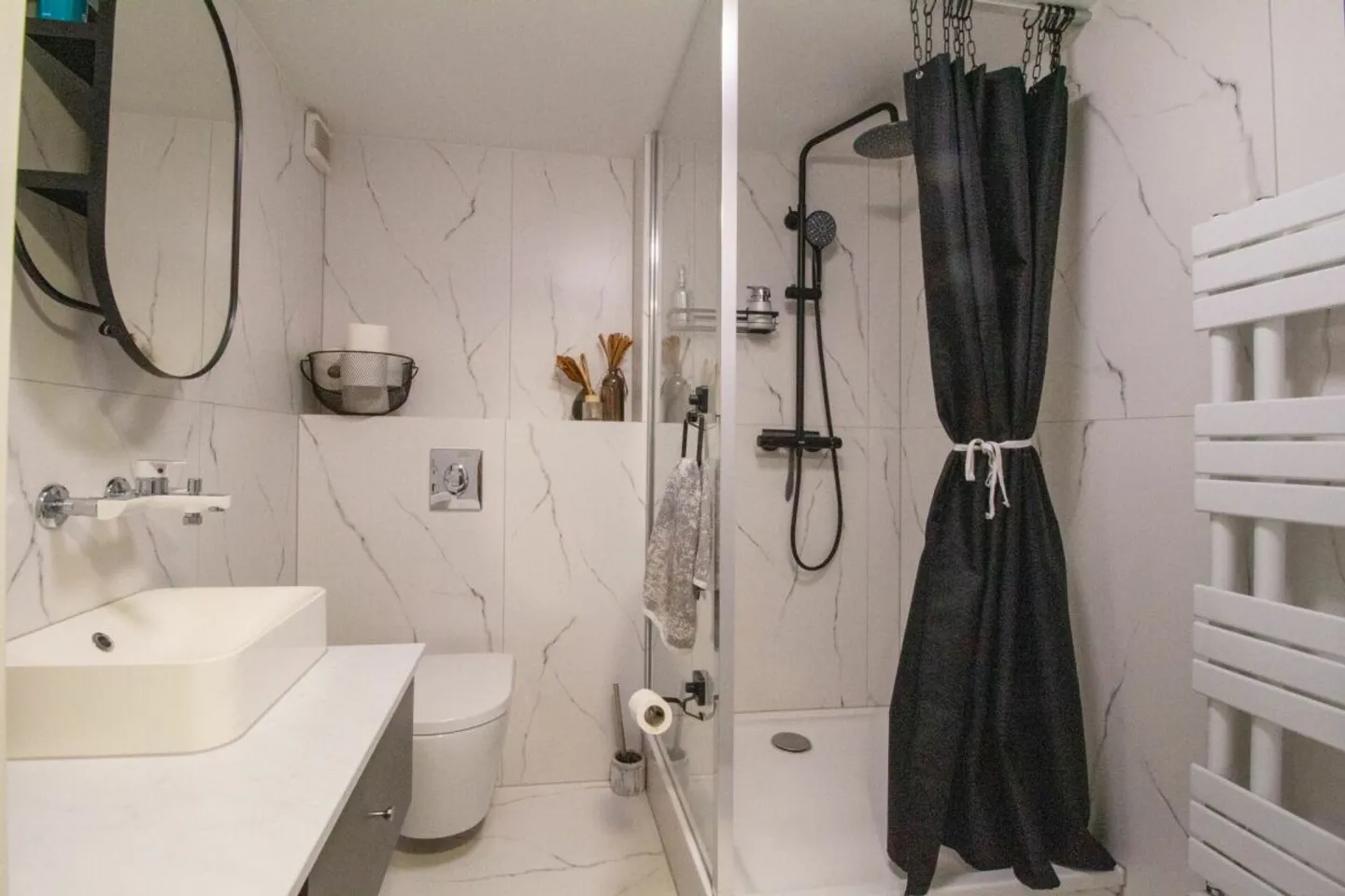 Renovated and family-friendly 5.5 room terraced single-family house - Photo 9 of 13