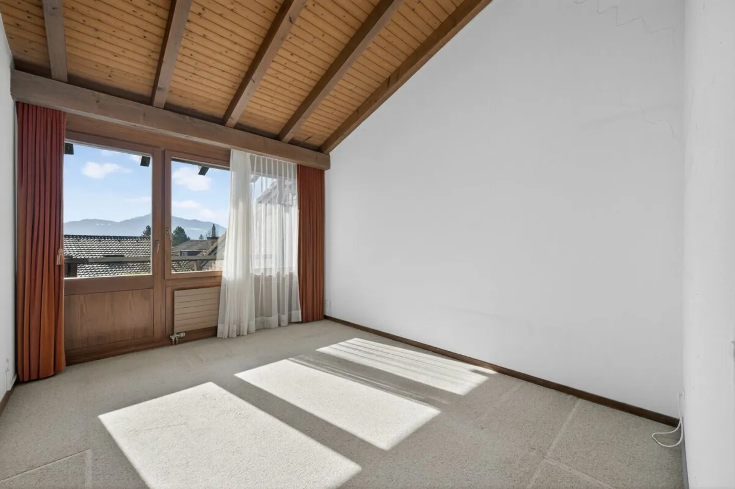 PANORAMA HARMONIE: 5.5 Room Corner House in Preferred Location - Photo 7 of 13