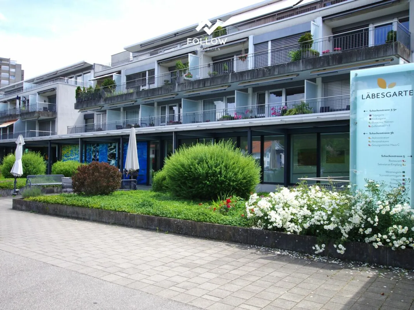 Altersgerechte und barrierefreie 3,5 Zimmer Attikawohnung mit gehobenem Ausbaustandart und Sicht auf Jura und Emme - Foto 2 von 12