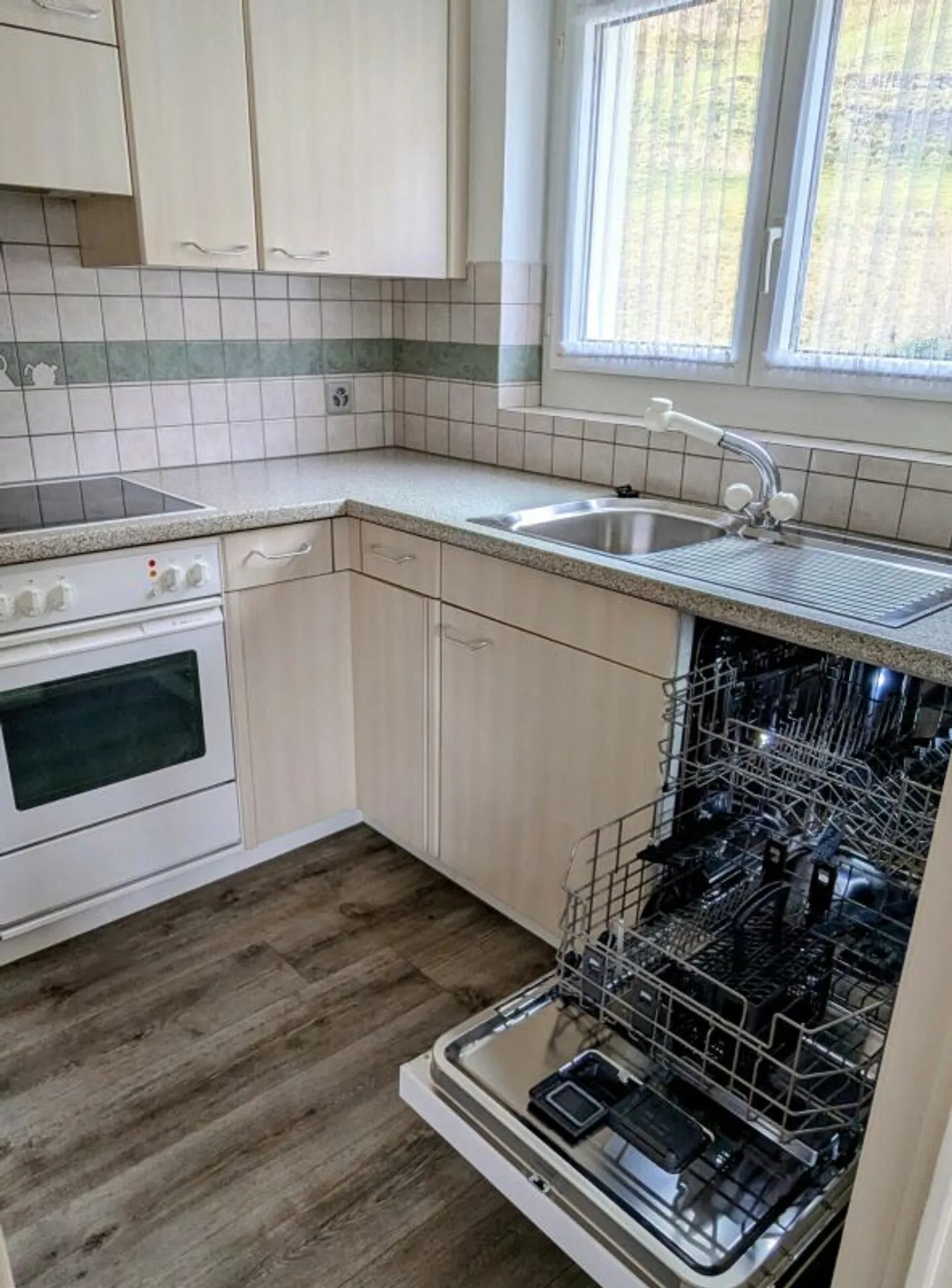Bright apartment in Azmoos - Photo 7 of 13