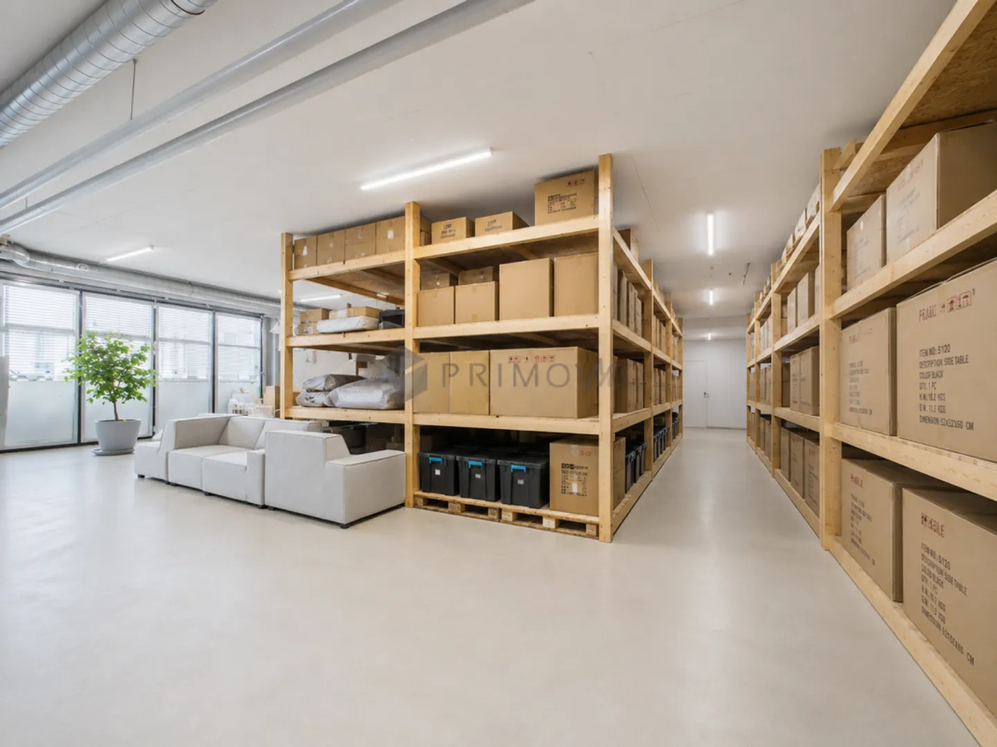 Showroom, entrepôt et terrasse sur le toit - rendement brut réalisable jusqu'à 6 % - Photo 11 sur 13