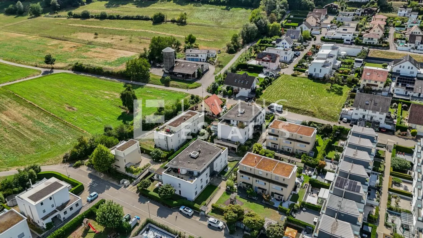 Charming Maisonette with Garden - Photo 1 of 13