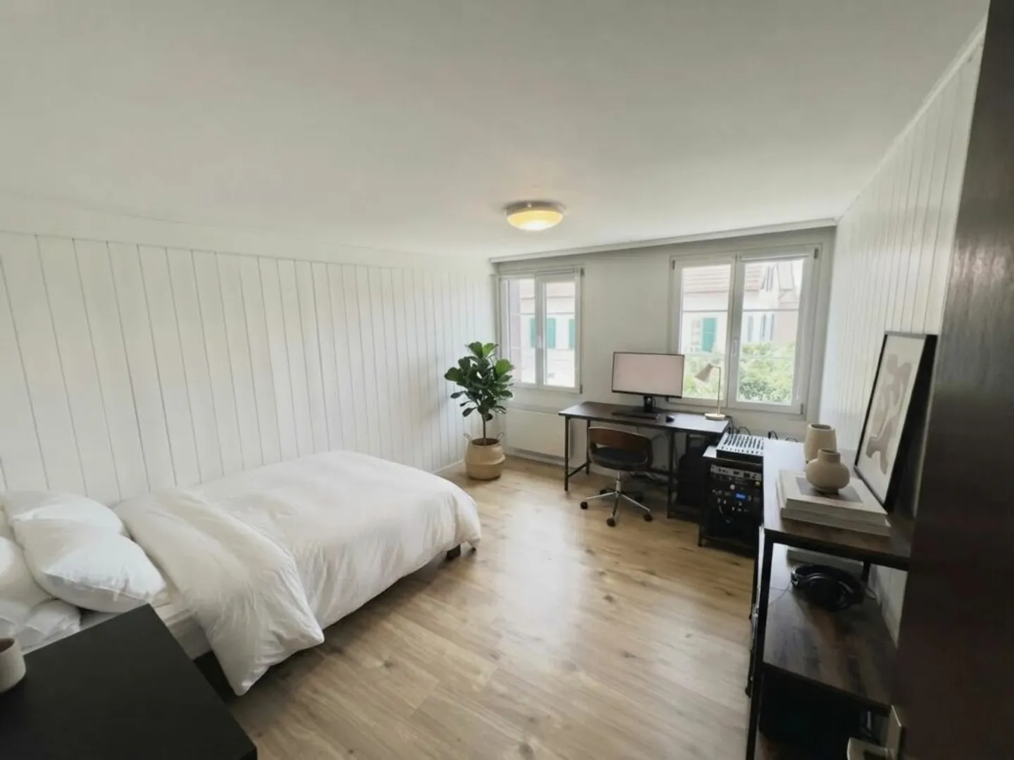 Renovierte 4.5-Zimmer-Wohnung mit Eigengarten und Wintergarten - Photo 8 of 9