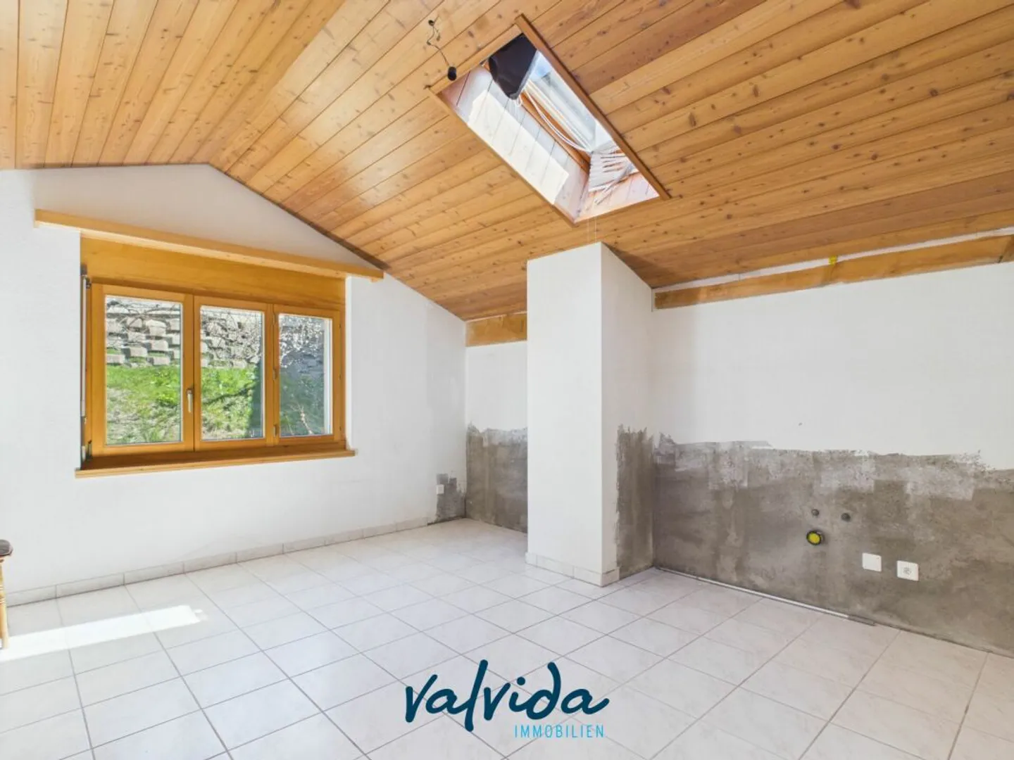 Maison bi-familiale conviviale avec potentiel d'aménagement à Staldenried - Photo 11 sur 13