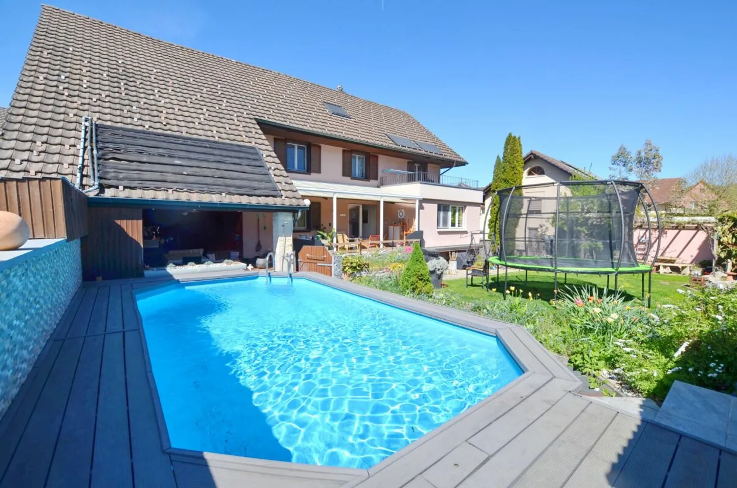 Sonniges Familiendomizil mit Pool - Foto 8 von 8