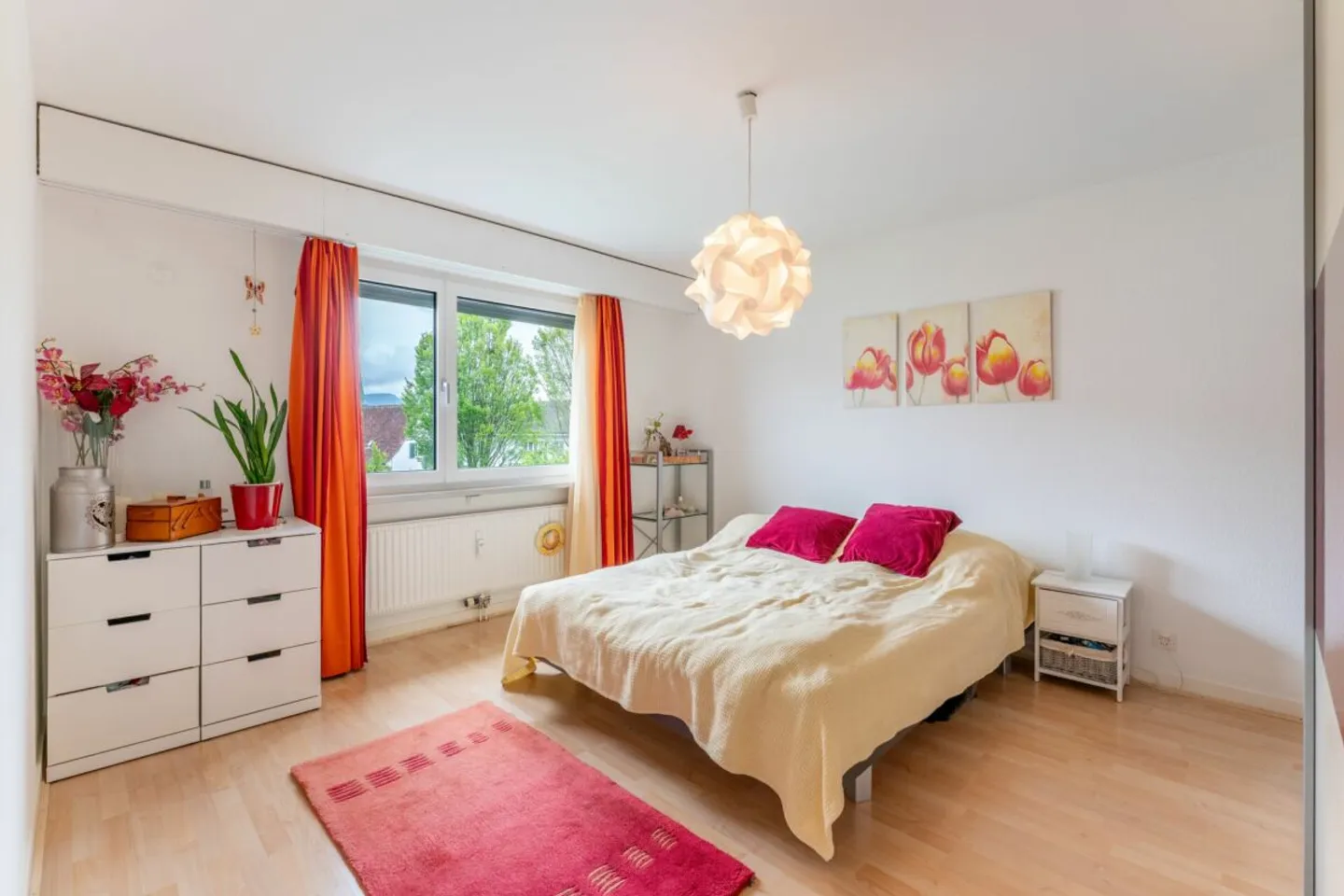 Ideal für Erstkäufer, junge Paare oder Familien, die eine solide Eigentumswohnung suchen und nicht sofort renovieren möchten. - Photo 7 of 10
