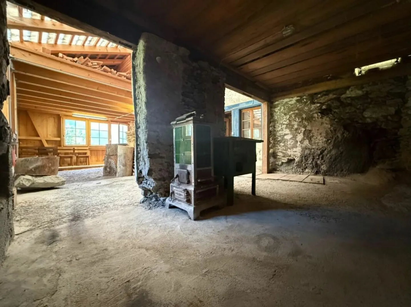 Unique Opportunity in Lauterbrunnen - Agricultural Property with Residential House, Barn, and Three Additional Lots - Photo 12 of 13