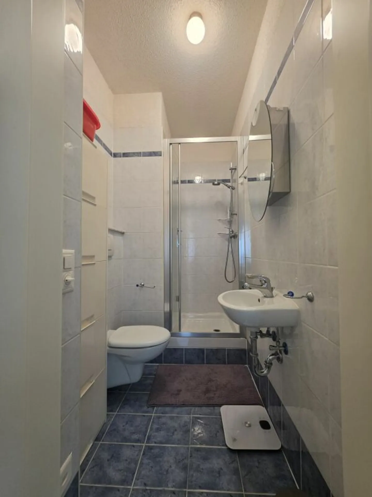 Furnished apartment in excellent location - Photo 6 of 13