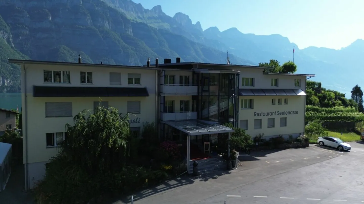 Hotel & Restaurant with Apartments, Vineyard and Building Land in Premium Location by Lake Walensee - Photo 6 of 13