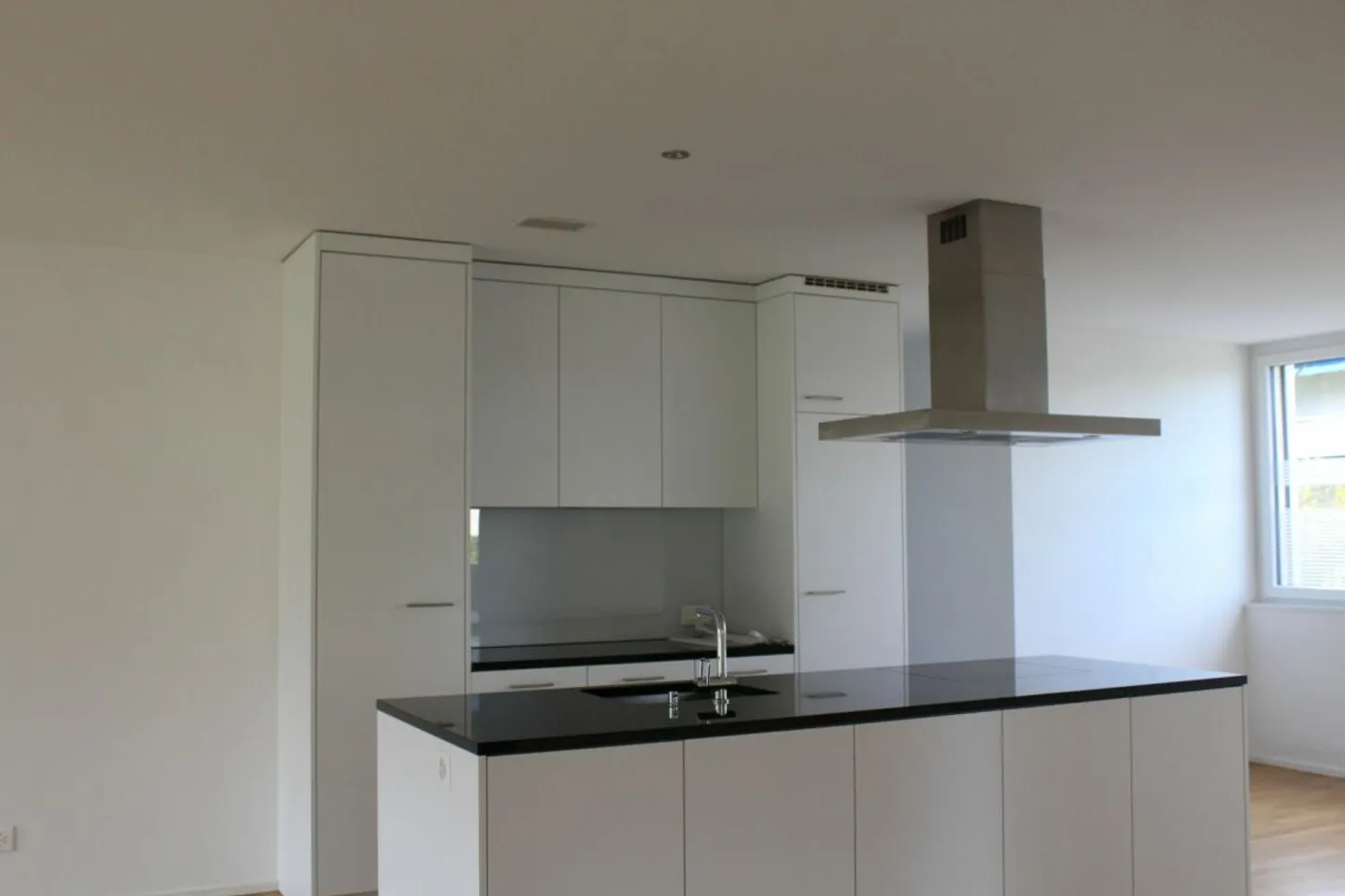 Appartement attrayant de 3,5 pièces au 1er étage - Photo 2 sur 10