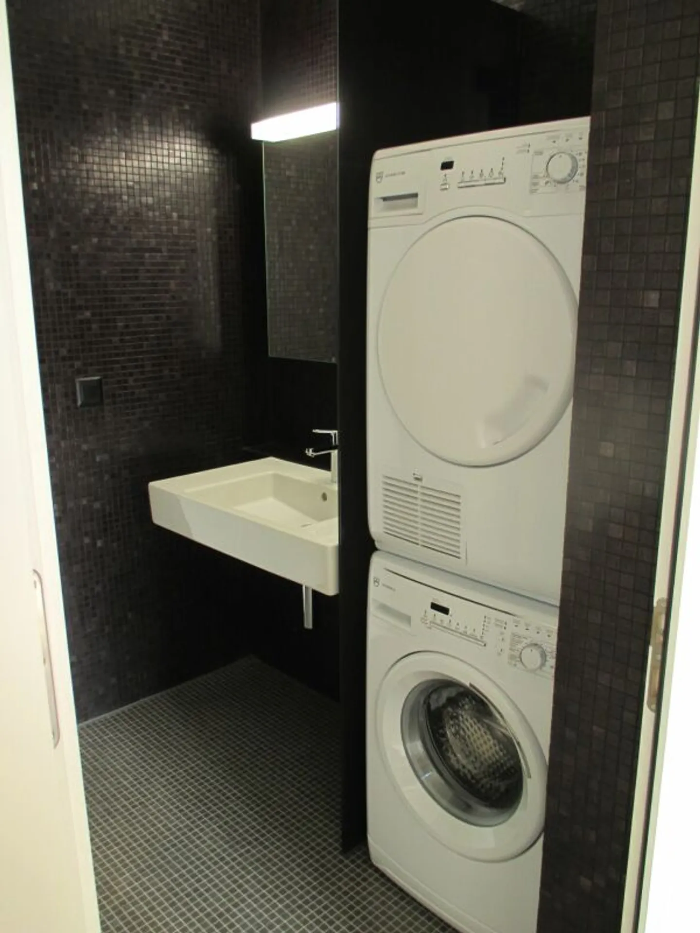 Modernes Wohnen in Luzern - 3.5-Zimmer-Wohnung mit Charme - Photo 5 of 7