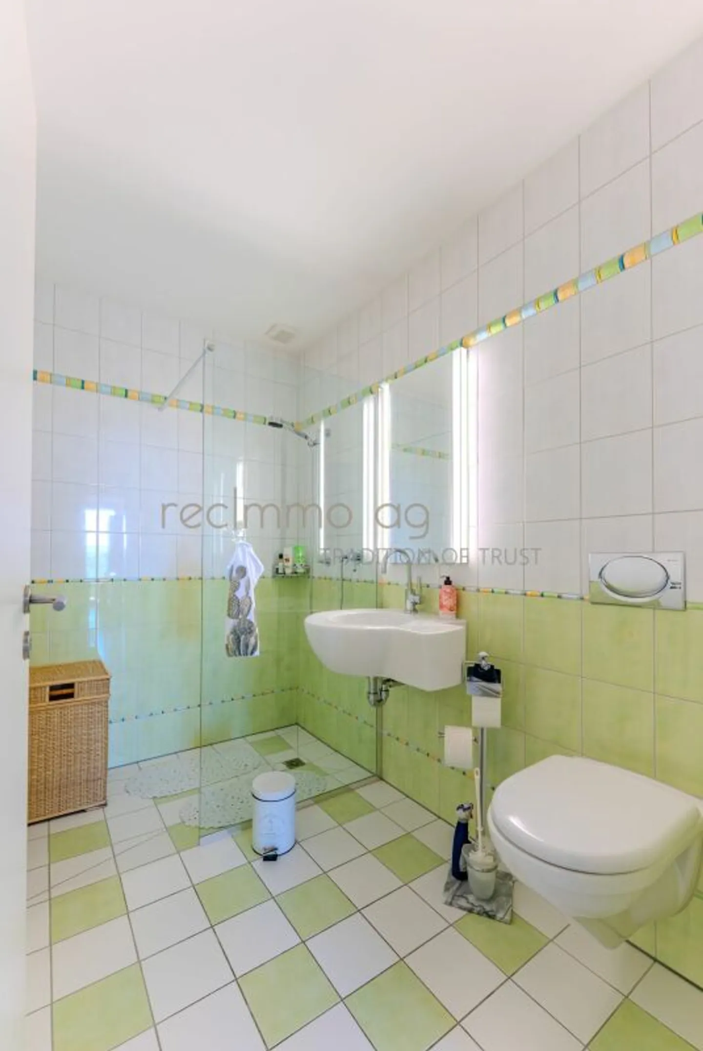 Exklusive Terrassenwohnung mit Aussicht - Foto 9 von 12