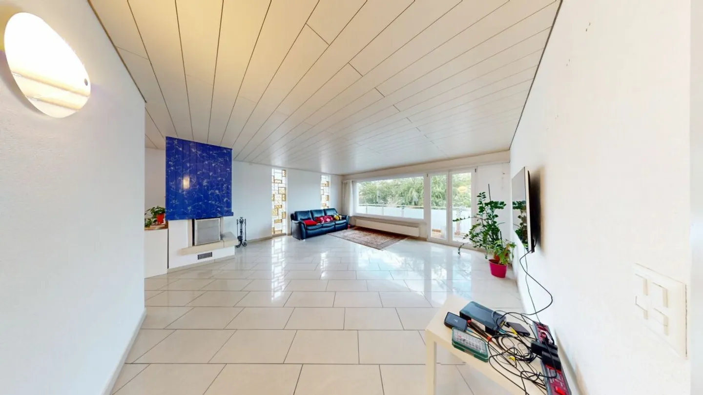 A House, Two Possibilities - Family Paradise with Potential - Photo 3 of 13