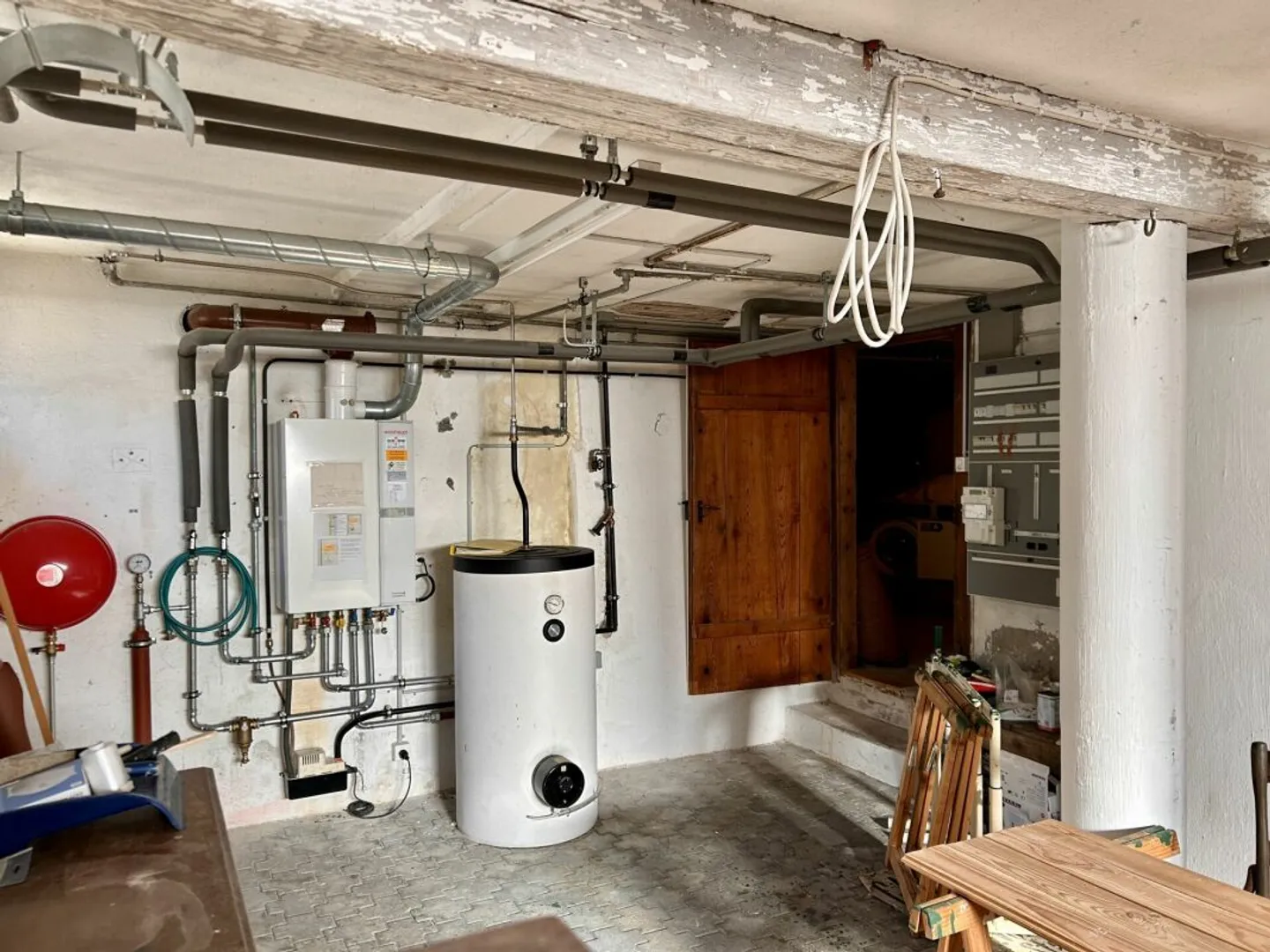 Well-maintained 6-room semi-detached house in historic district - Photo 13 of 13